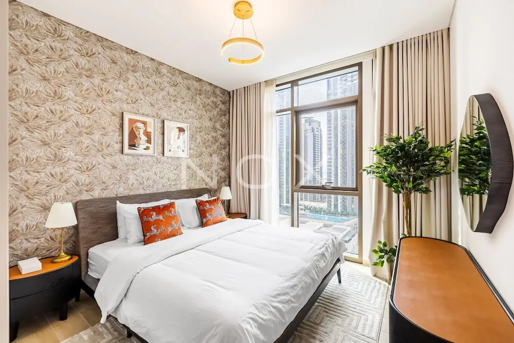 Дубай: Modern 1BR 15th Floor Palace Residence