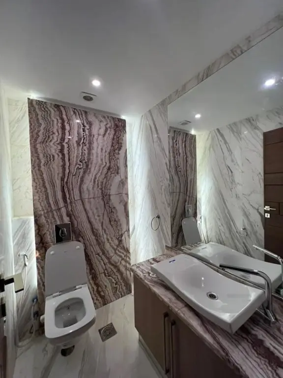 Шейх Заед Сити: Villa In Beverly Hills With Garden