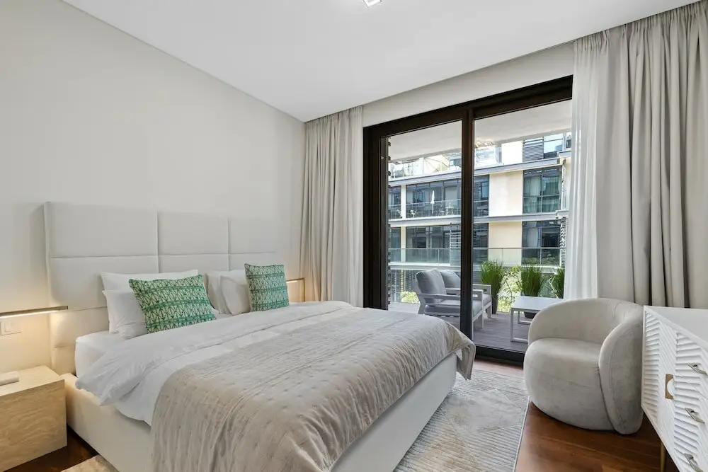 Дубай: Spacious 2 BR 3rd Floor City Walk Bldg 9