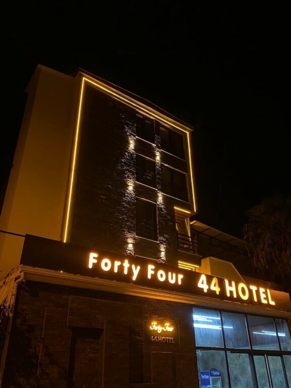 44 Hotel — фото 1