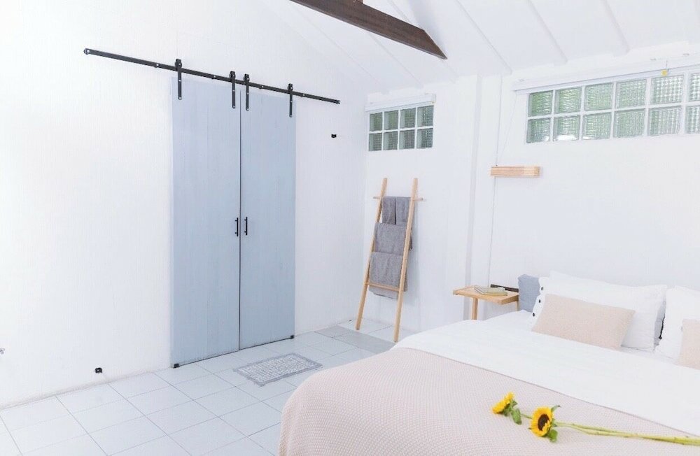 Бангкок: 4 Bedroom/5 Beds Villa Din Daeng BKK