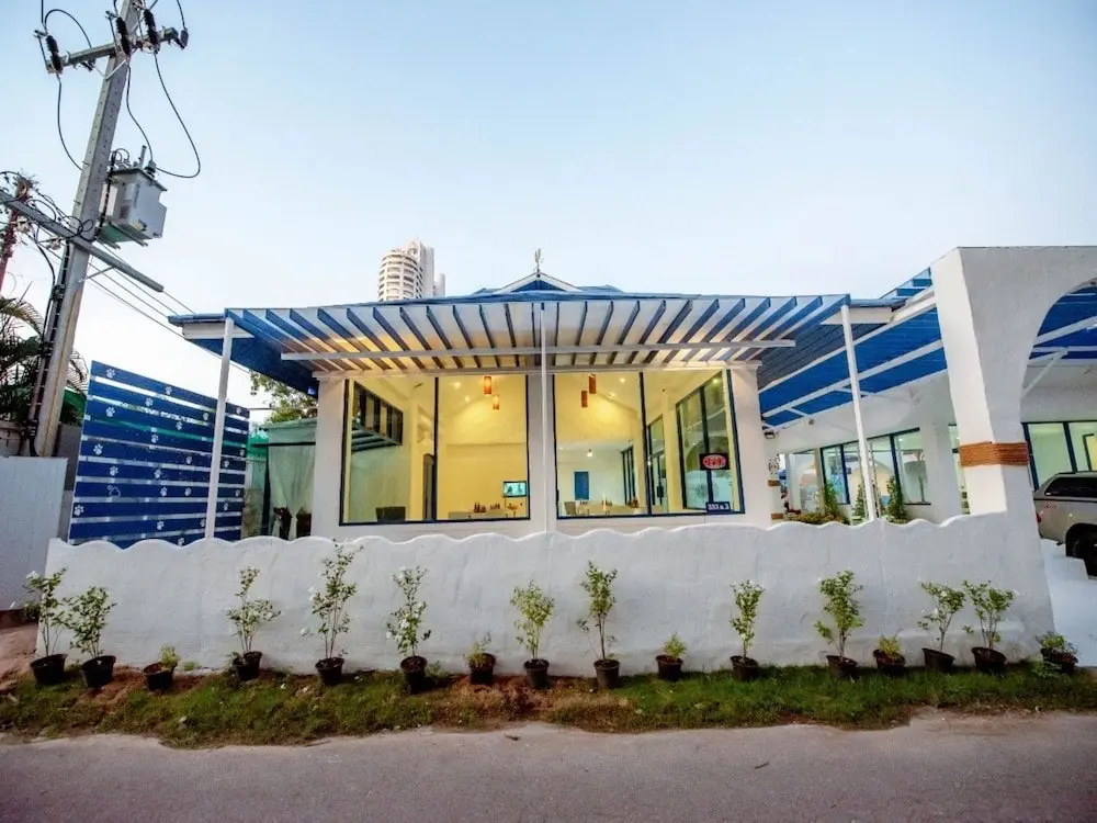 На Чом Тхиан: Collection O To The Sea Resort Pattaya