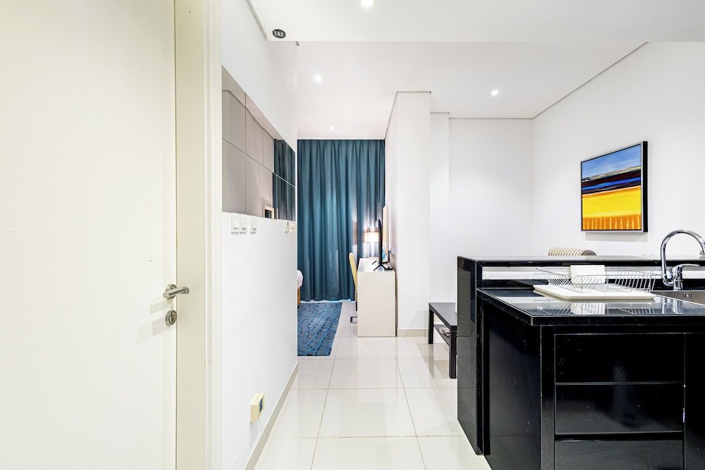 Дубай: SuperHost - Chic Studio on the 16th Floor in Business Bay