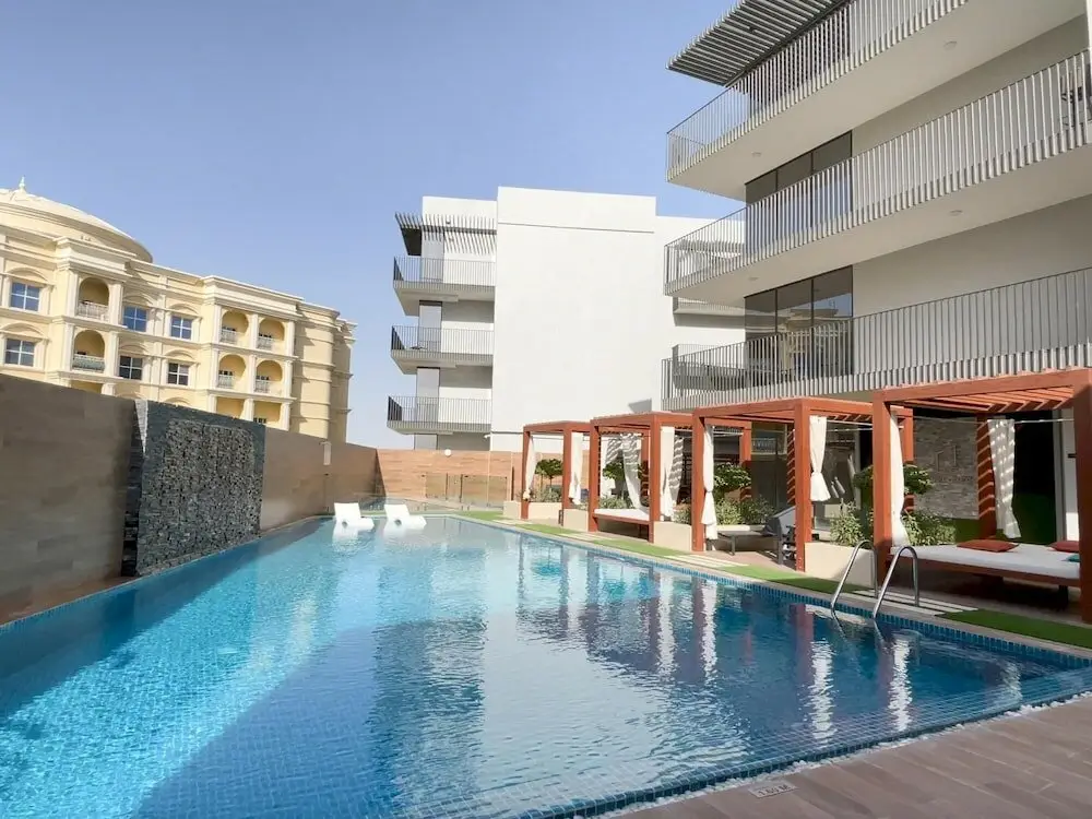 Elite LUX Holiday Homes - Vibrant Exquisite Resort Style 1BD in Arjan Dubai — фото 1