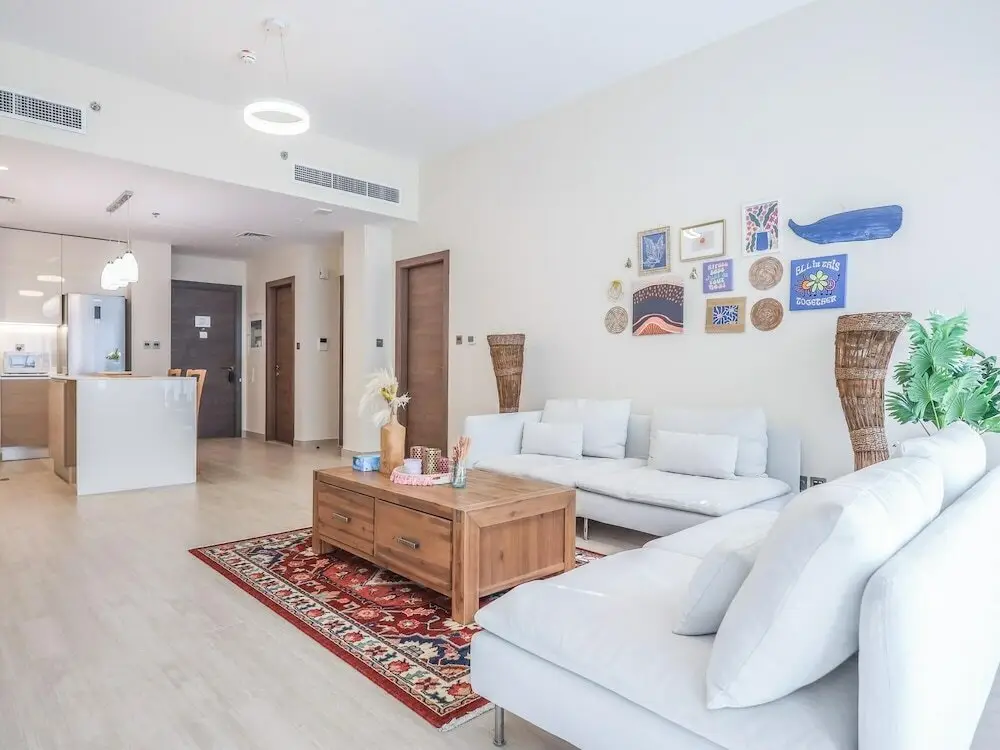 Дубай: Elite LUX Holiday Homes - Vibrant Exquisite Resort Style 1BD in Arjan Dubai