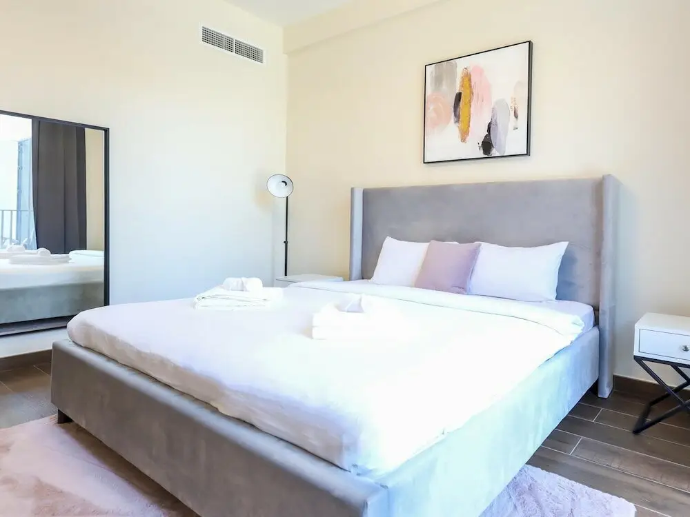 Дубай: Elite LUX Holiday Homes - Captivating 1BR Apt Games Pool Gym in Arjan Dubai