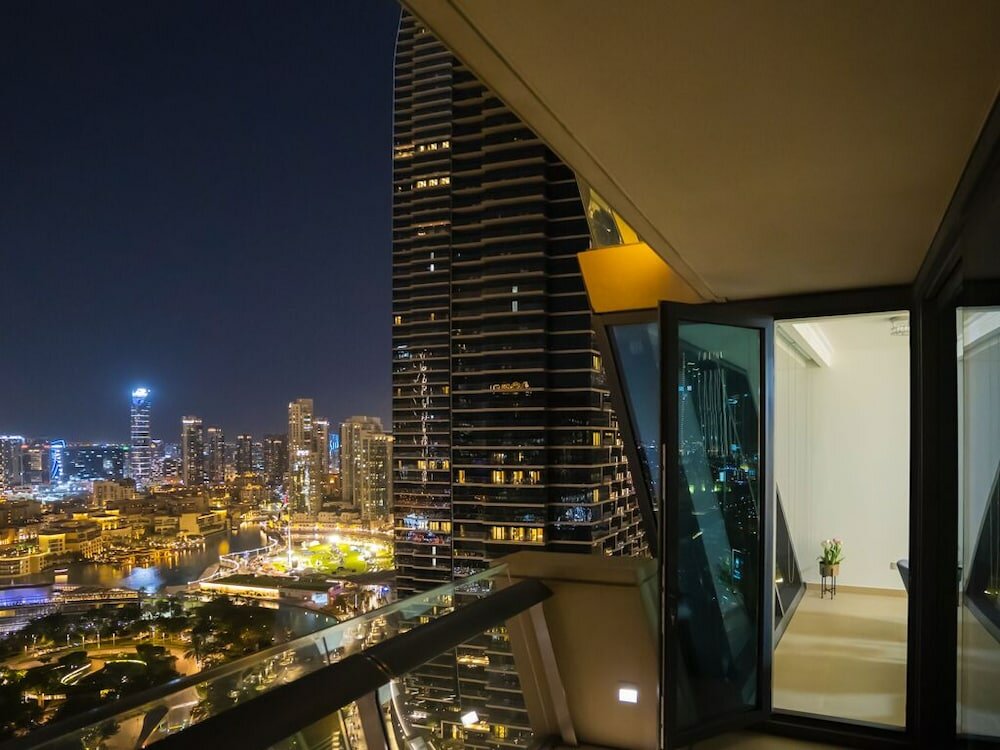 Vacay Lettings - Burj Vista Tower 1 — фото 1