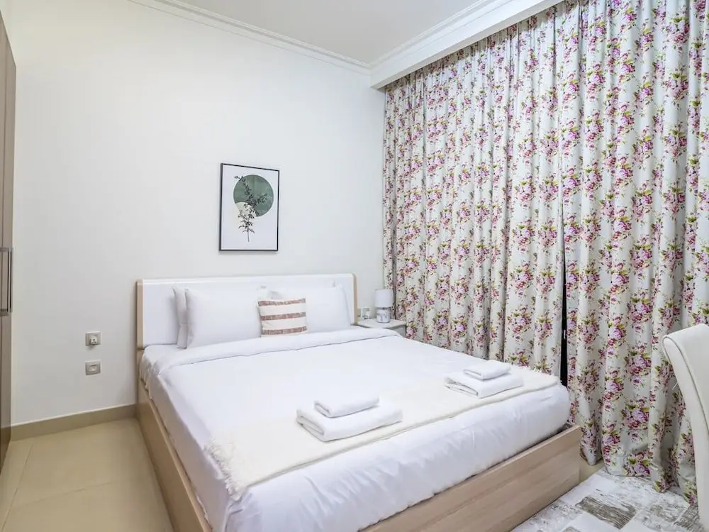Дубай: Vacay Lettings - Burj Vista Tower 1