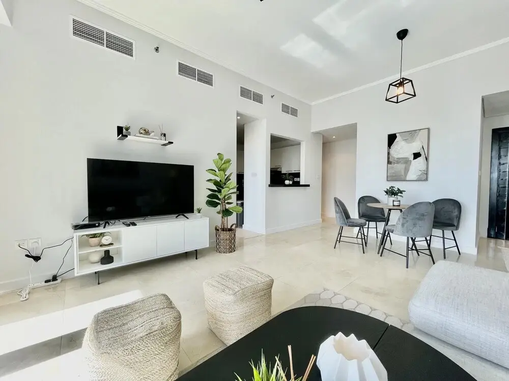 Дубай: Gorgeous 3 Bedrooms With Balcony in the Marina