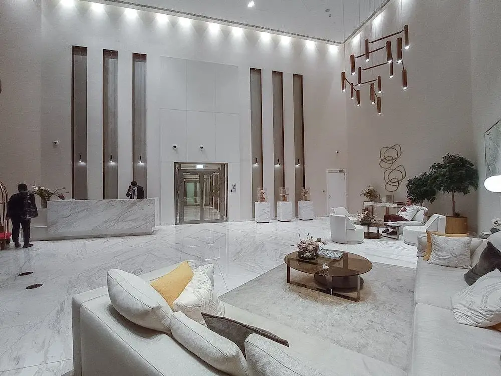 Дубай: Luxurious & Stylish Apartments Across Dubai Mall - Burj Khalifa - City Views by Sojo Stay