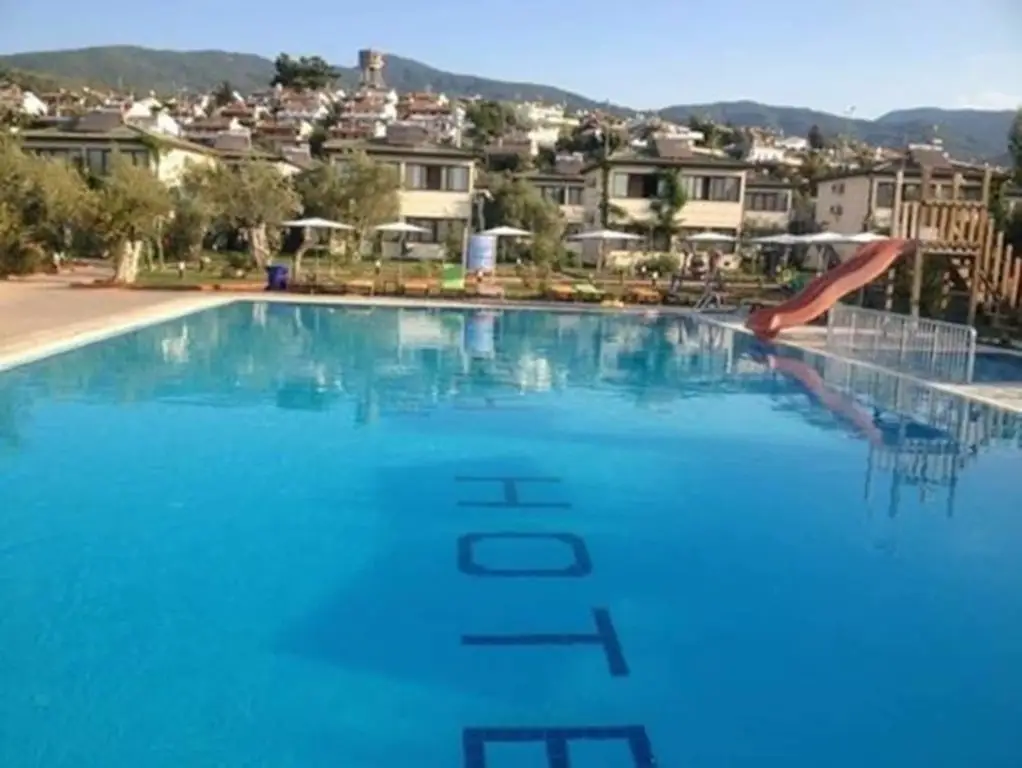 Solar Beach Resort Hotel — фото 1