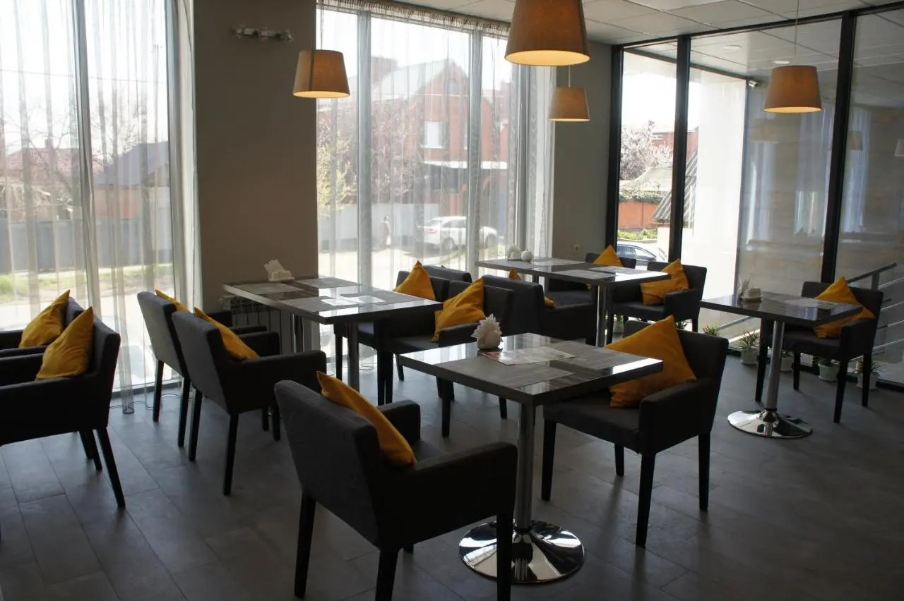 Краснодар: Гостевой Дом B&B Hotel Centre