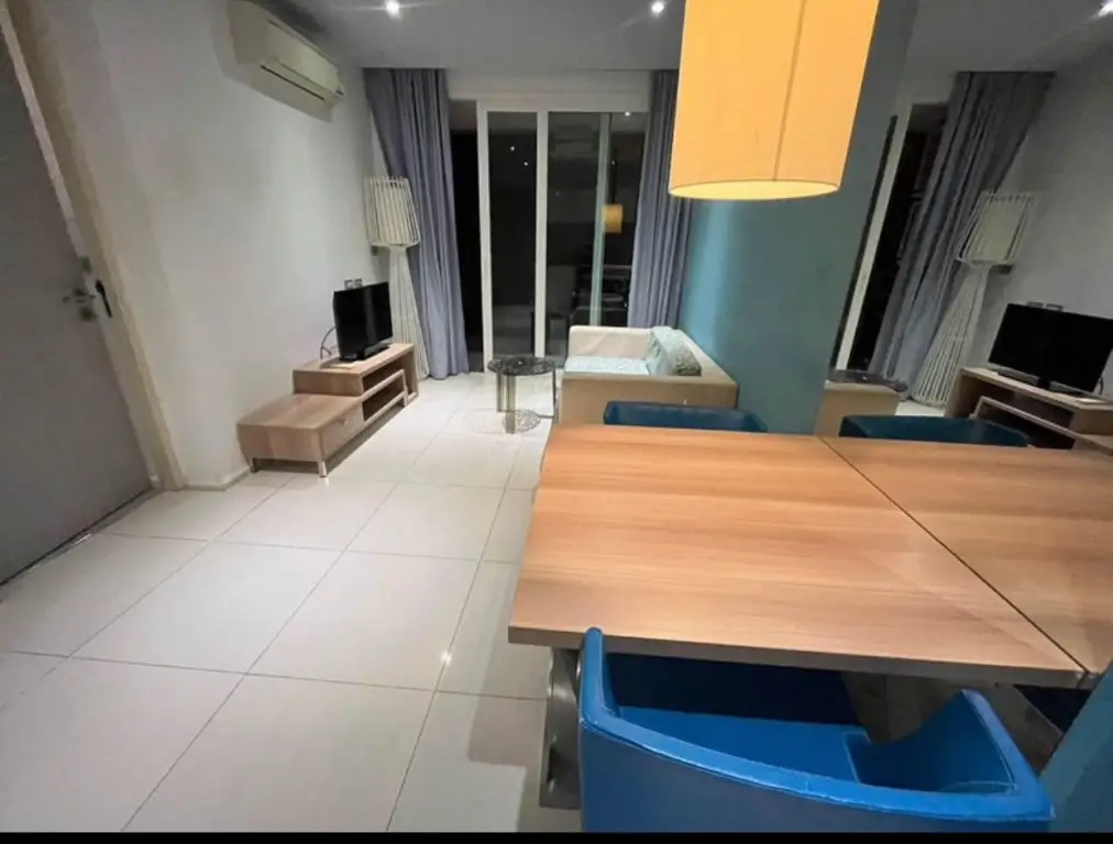 Паттайя: Апартаменты Atlantis Jomtien