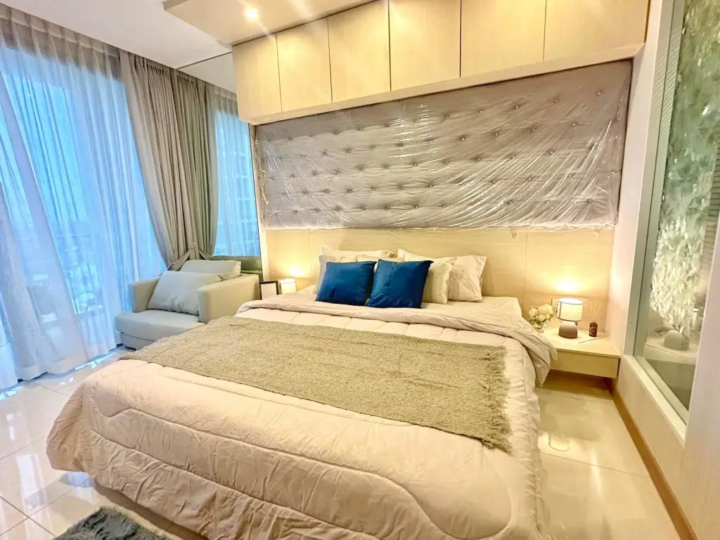 Паттайя: Апартаменты Riviera Wongamat Beach