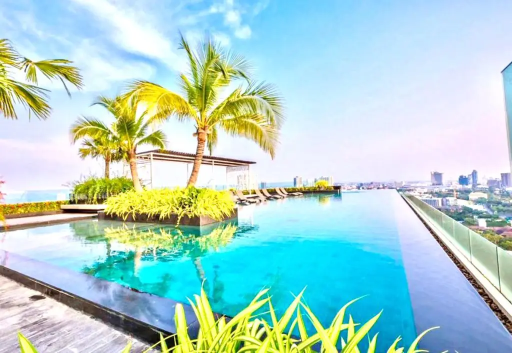Паттайя: Апартаменты Riviera Wongamat Beach