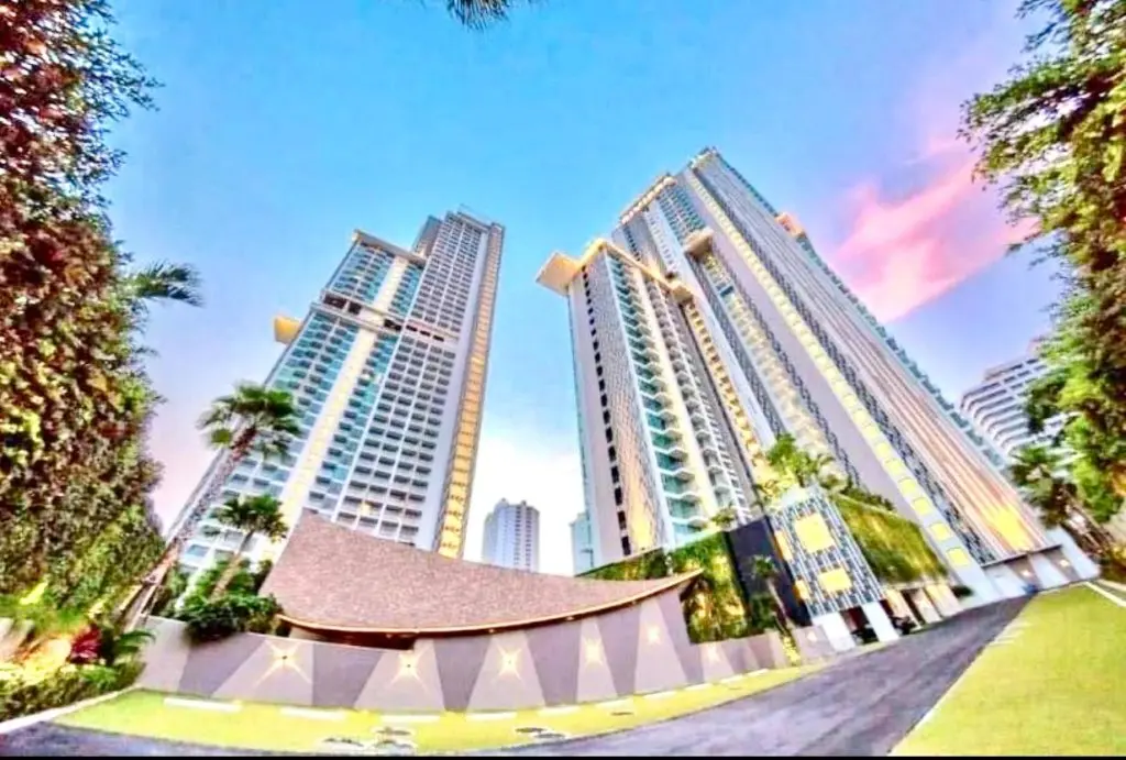 Паттайя: Апартаменты Riviera Wongamat Beach