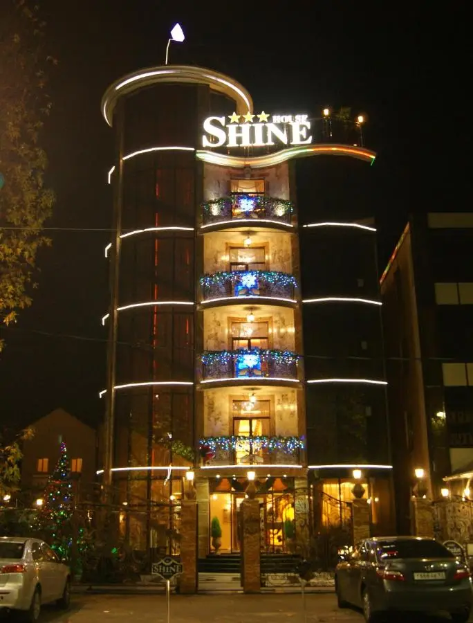 Сочи: Отель Shine House