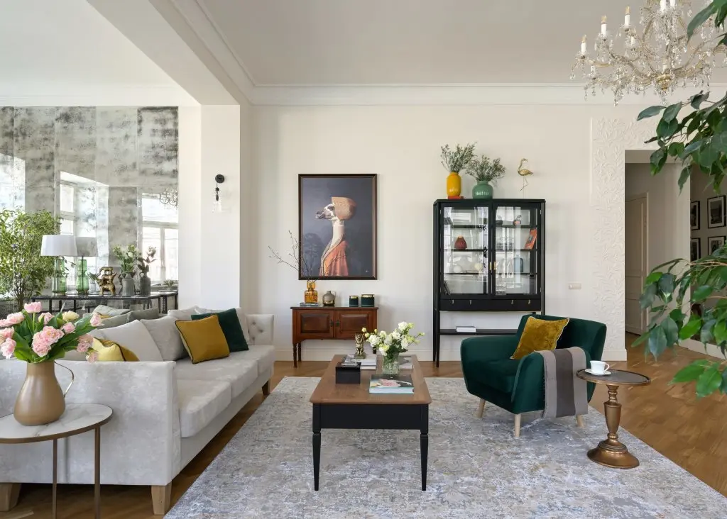 Воронеж: Minin Apartments с видом на Невский 150м²