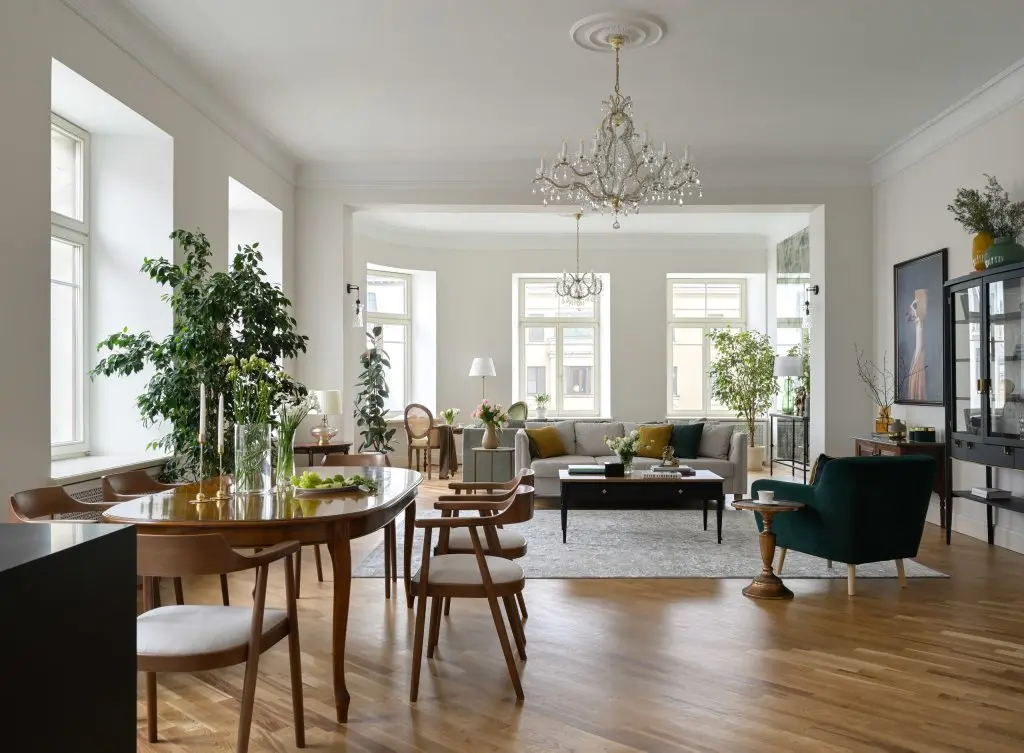 Воронеж: Minin Apartments с видом на Невский 150м²