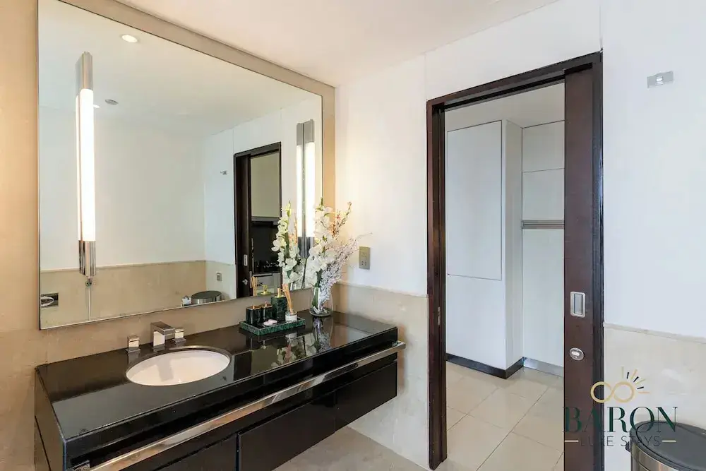 Дубай: Elegant Studio Address Marina