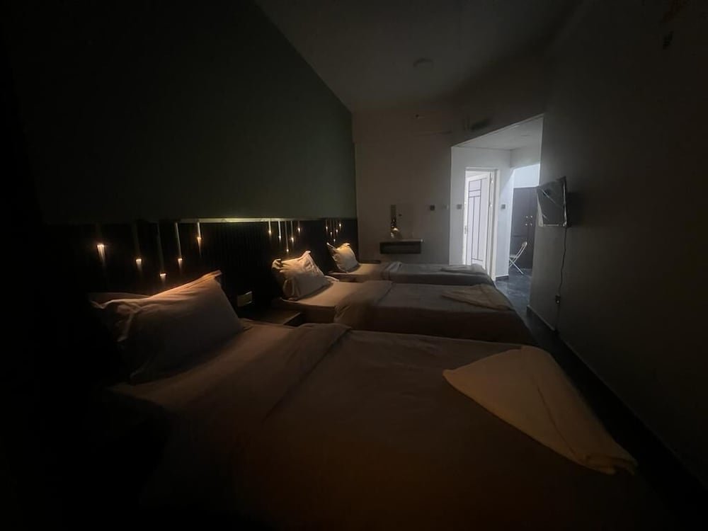 Дубай: Guest Inn Hotel Llc