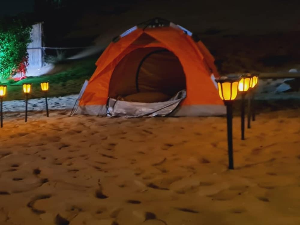 Дубай: Dubai