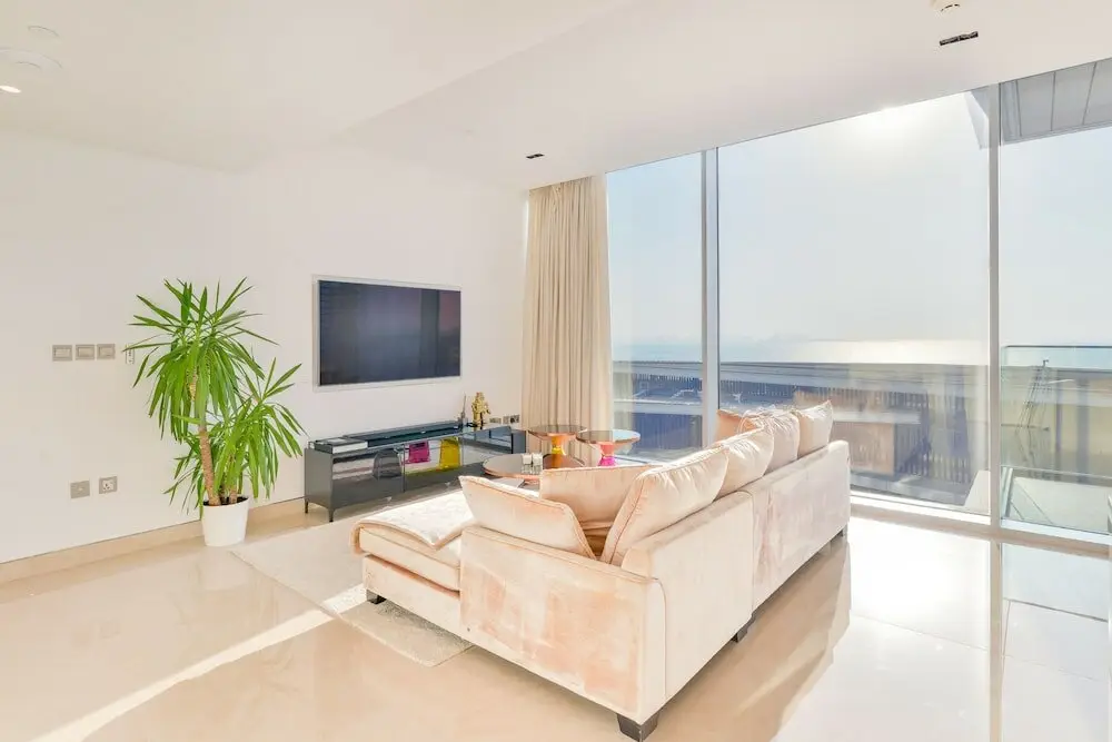 Дубай: Posh Oceanfront 2BR in Bluewaters Island