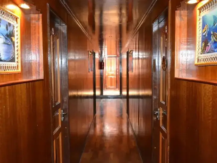 Северный атолл Мале: Maldivica Cruise ( Maldivian Dream)