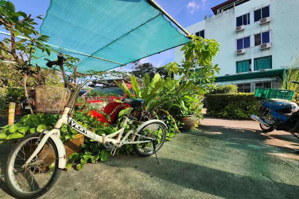 Бангкок: Green Apartment