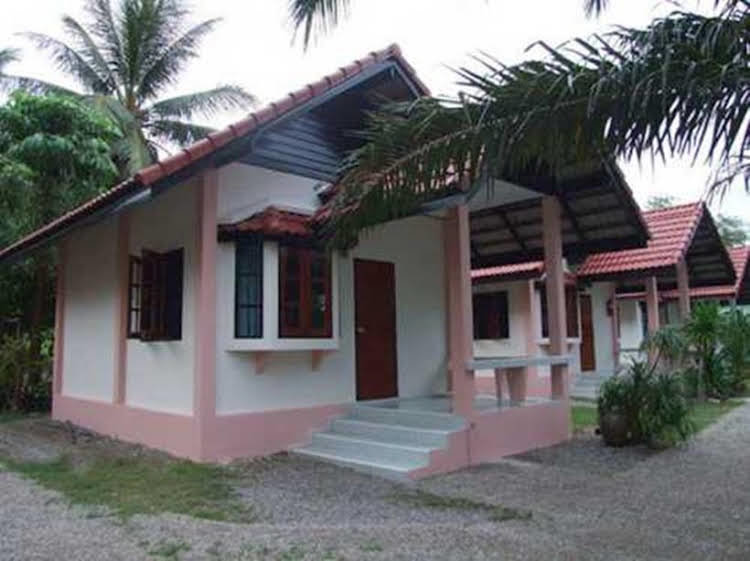 Сафли: Seabeach Resort