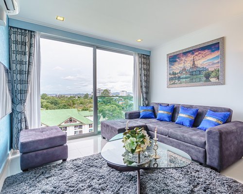 Паттайя: Interlux Club Royal - 4 Nights, Chonburi, Thailand