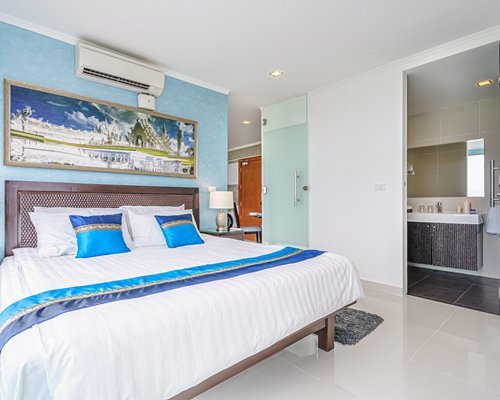 Interlux Club Royal - 4 Nights, Chonburi, Thailand — фото 1