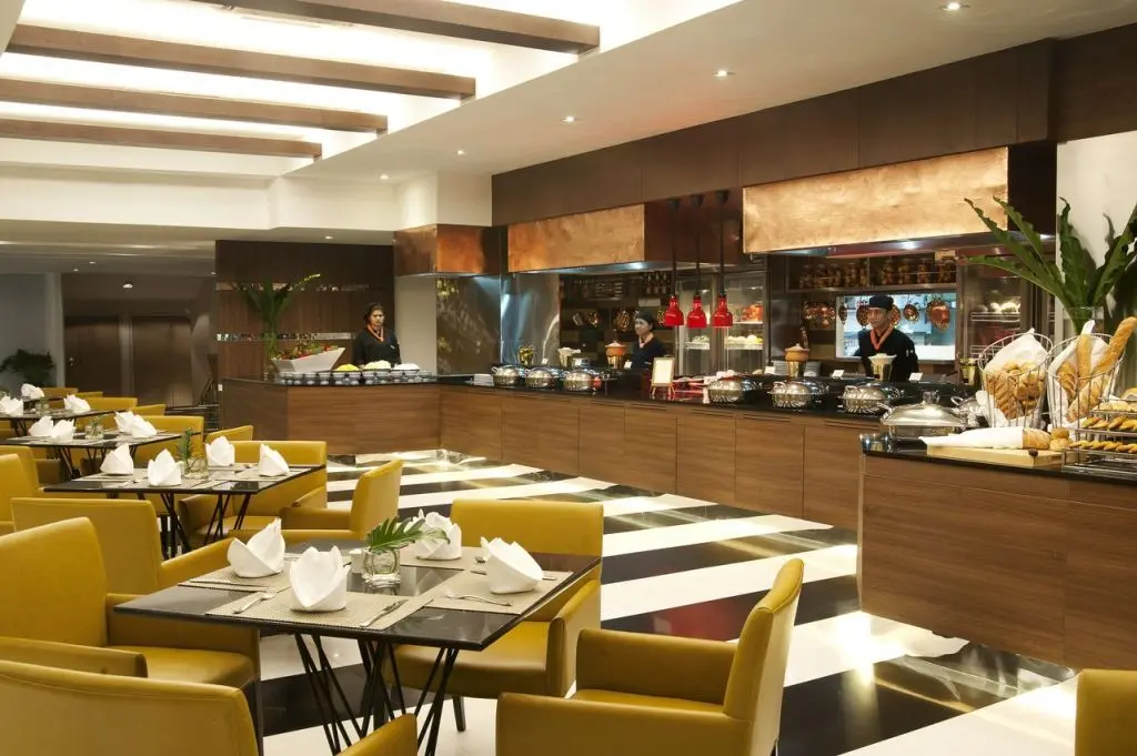 Бангкок: Rembrandt Hotel Suites and Towers