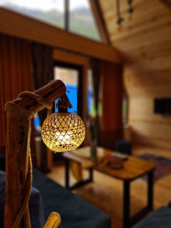 Степанцминда: Шале Trip Zone Kazbegi