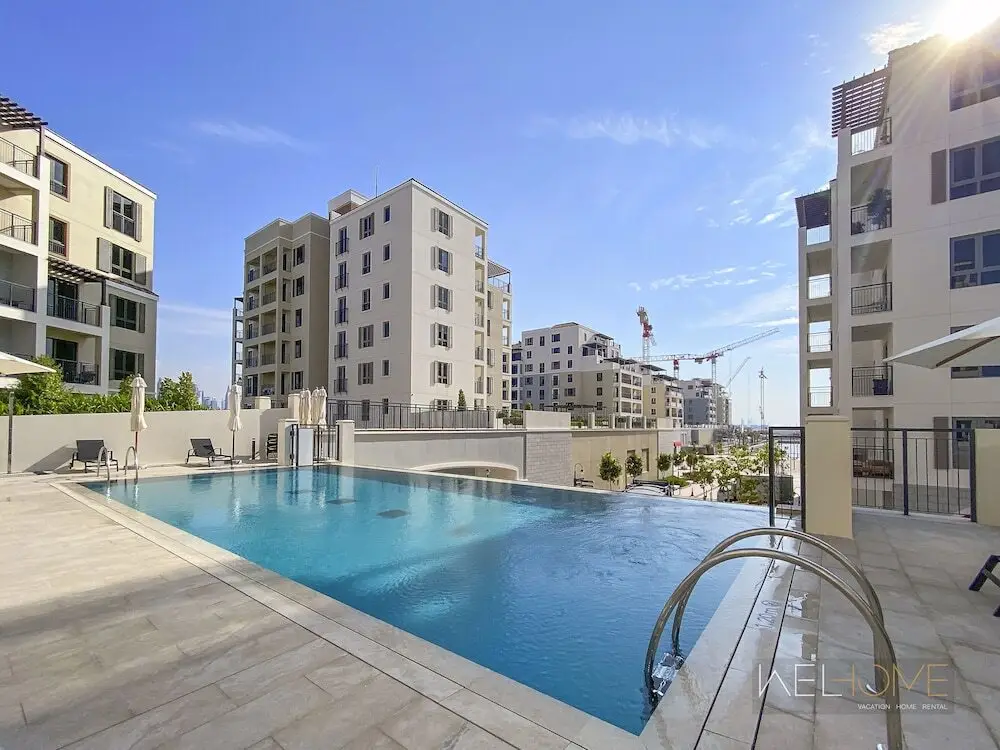 Дубай: WelHome - Mesmerizing Sea & Burj Khalifa Views Apt at La Voile