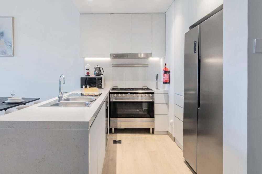 Дубай: Sea View 2BR in Port de La Mer