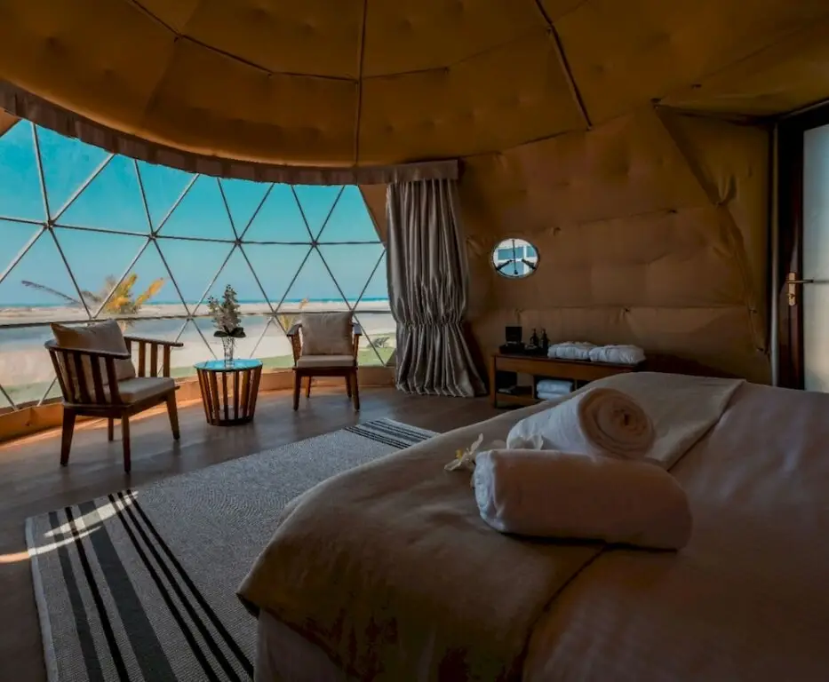 Умм эль-Кувейн: Siniya Island Resorts