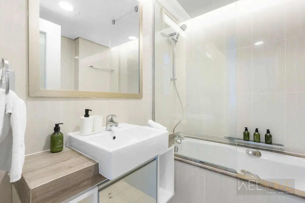 Абу-Даби: Апартаменты WelHome - Charming Apartment in City of Light close to Beach