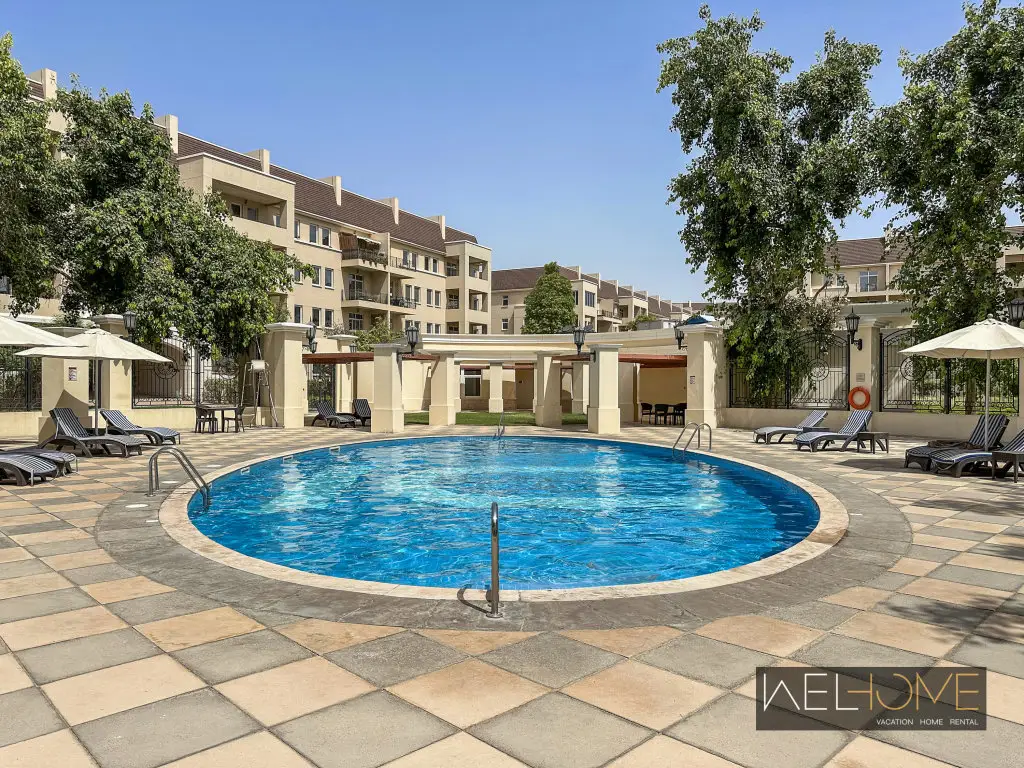 Дубай: Апартаменты WelHome - Prime Apartment With Balcony Amidst Lively Area