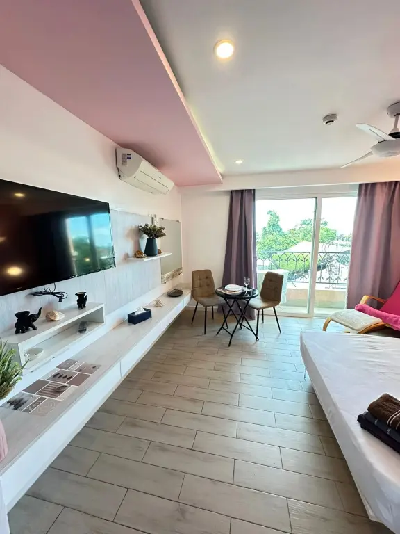 Паттайя: Апартаменты Seven Seas Resort C402 -beautiful studio in the largest condo on Jomtien