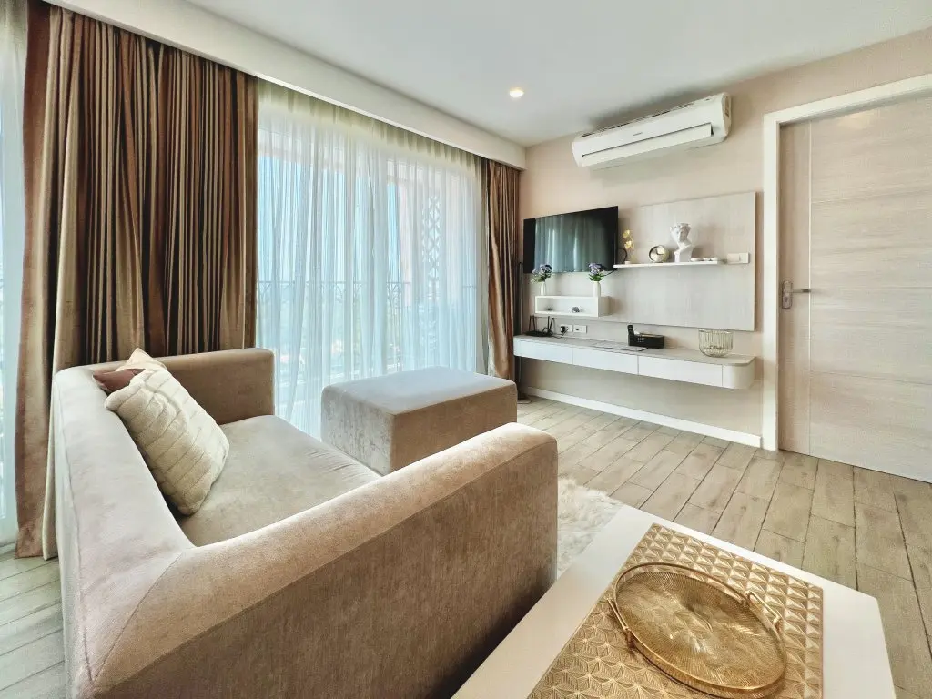 Паттайя: Апартаменты  Seven Seas 2 Bedroom - Spacious Two Bedroom Apartment In Jomtien Area