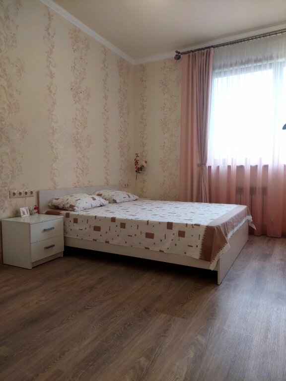 Сочи: Квартира трехкомнатная у моря