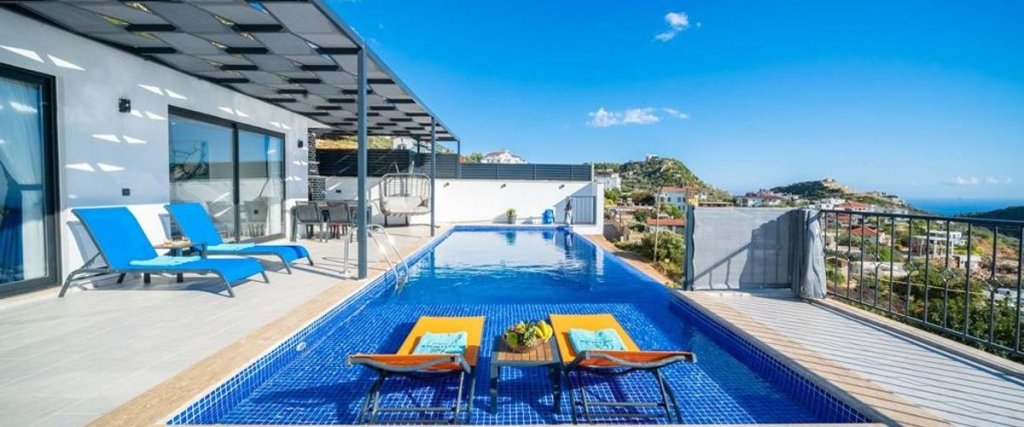 Villa Aston — фото 1