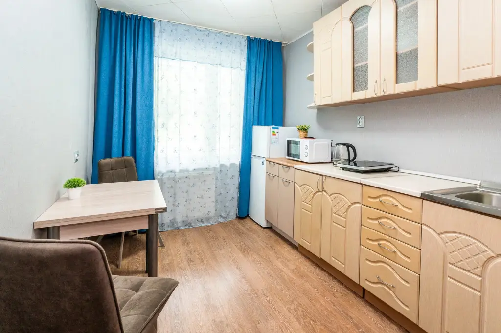 Владивосток: Prostornaya Odnokomnatnaya Kvartira Vo Vladivostoke Apartments