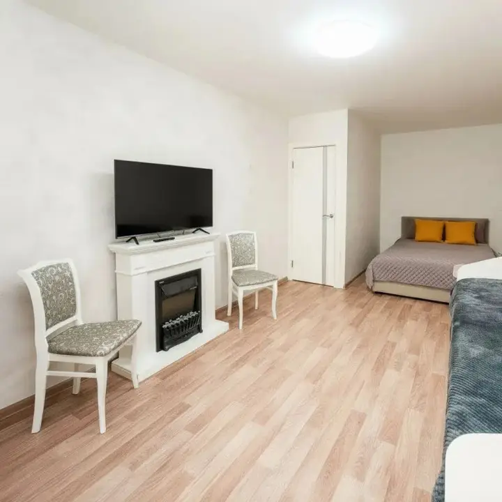 Владивосток: Prostornaya Odnokomnatnaya Kvartira Vo Vladivostoke Apartments