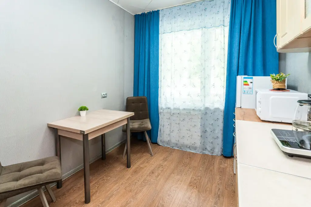 Владивосток: Prostornaya Odnokomnatnaya Kvartira Vo Vladivostoke Apartments