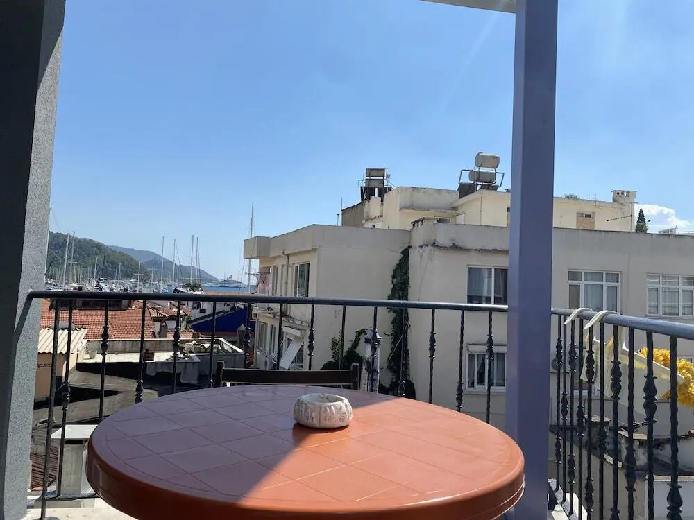 Мармарис: Merthomes Marmaris