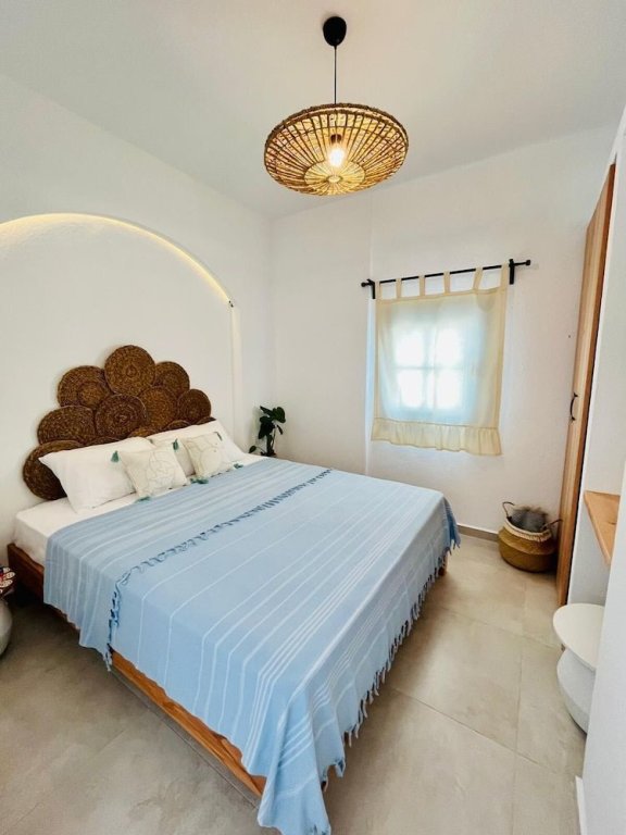 Тургутрейс: Jakaranda Unique Apart