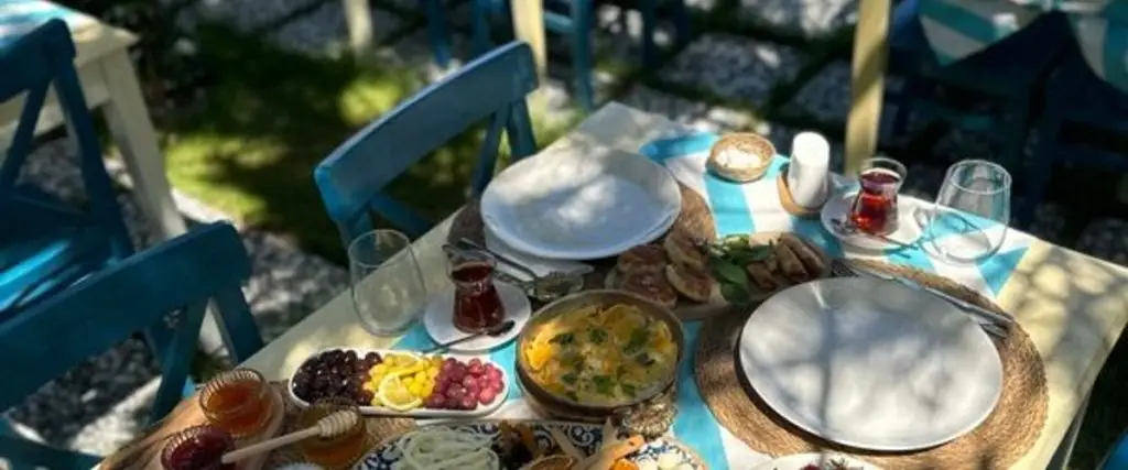 Чешме: Minos Alacati