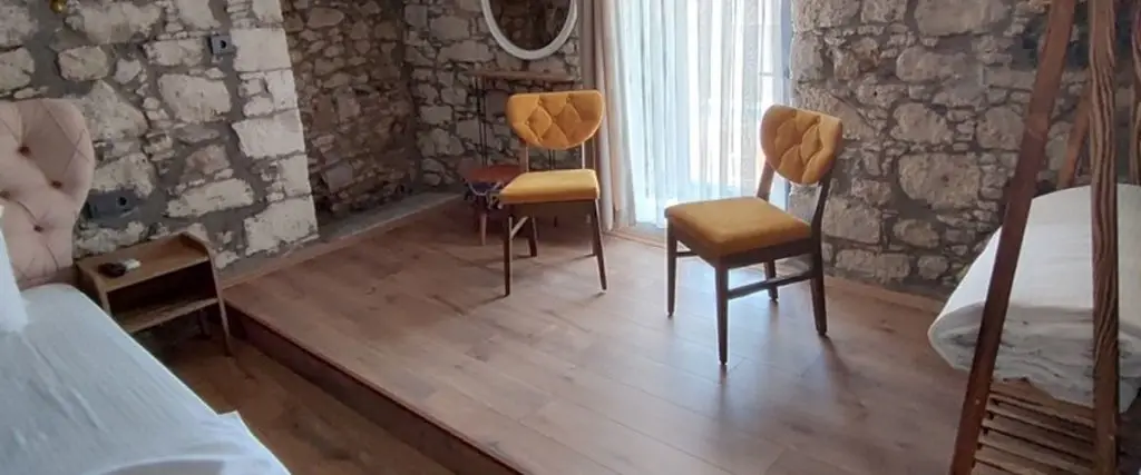 Чешме: Baba Evi Alaçatı